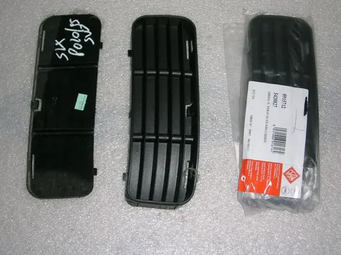 Griglia Paraurti Anteriore DestraE Sinistra Volkswagen Polo 1995-2001 Variant ,Caddy 1995-2004