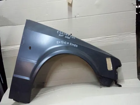Parafango Anteriore Destro Ford Escort 1986-1991
