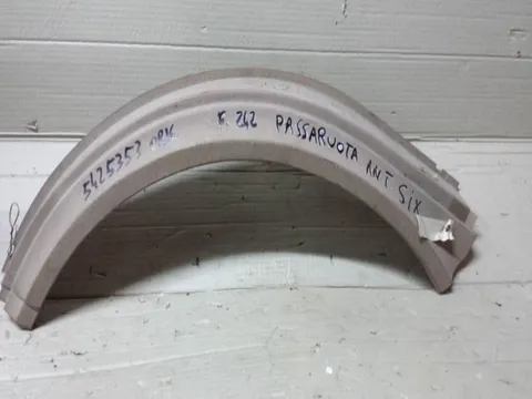 Passaruota anteriore SX Fiat 242