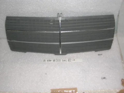 Griglia Mercedes 190 '82